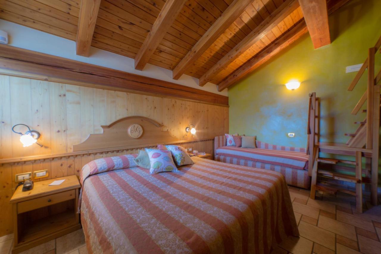 Hotel Lo Fleye سانت بييرّي المظهر الخارجي الصورة
